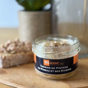 TERRINE DE PINTADE AU PINEAU ET AUX RAISINS 90G